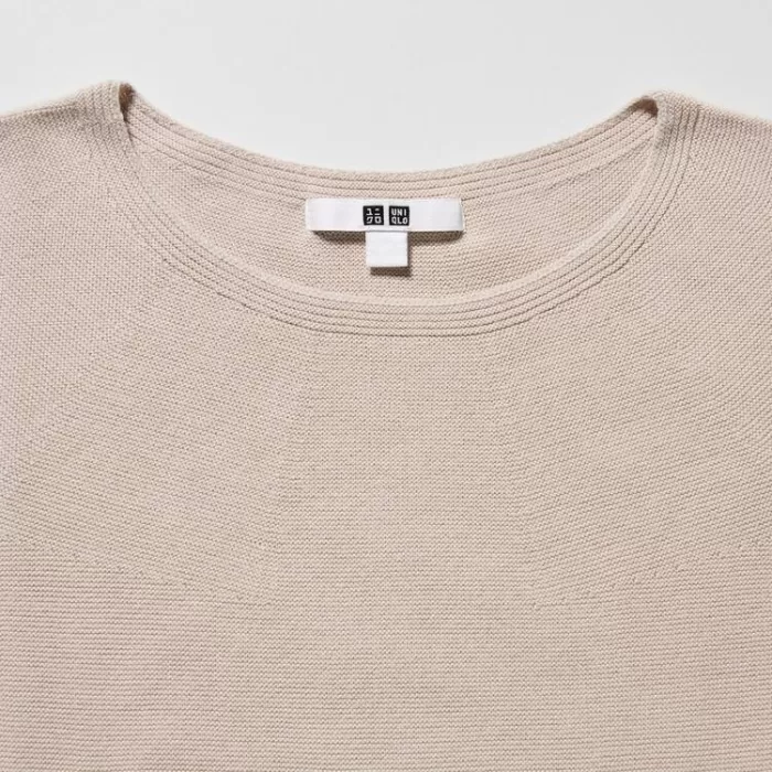 Uniqlo 3d Knit Seamless Cotton Crew Neck Women’s Knitwear Beige