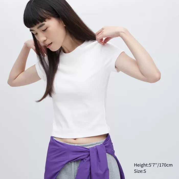 Uniqlo Cropped Fit Short Sleeved T-shirt Women White