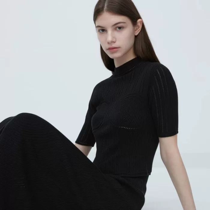 Uniqlo Mame Kurogouchi 3d Knit Seamless Mesh Half Sleeve Women’s Black Shirts