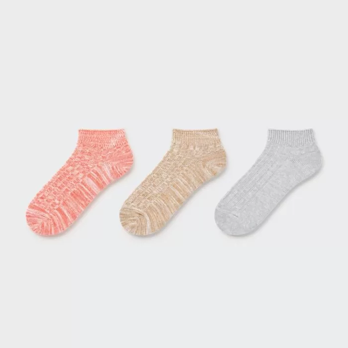 Uniqlo Mixed Yarn Short Socks (Three Pairs) Women Pink Grey Beige