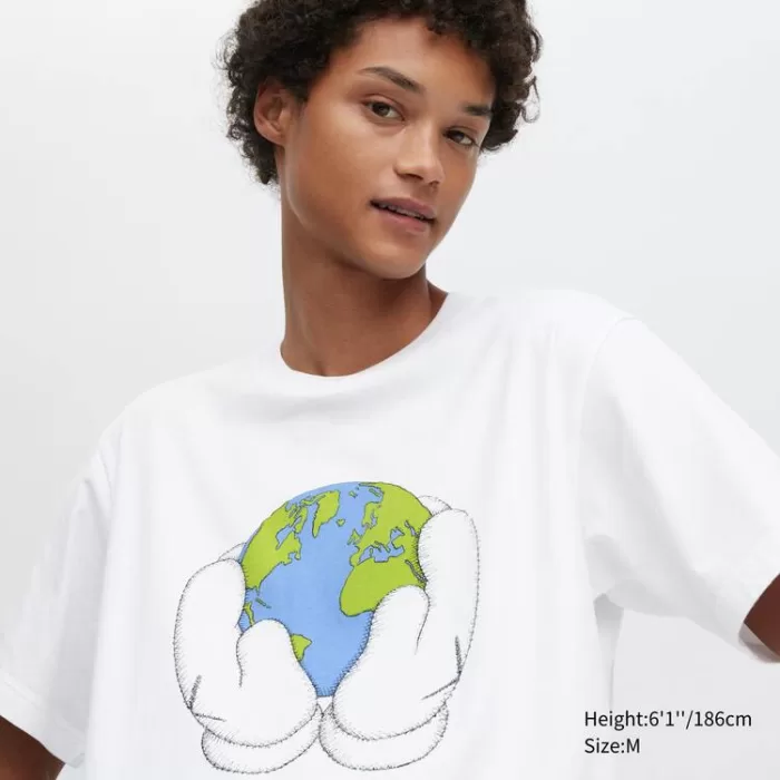 Uniqlo Peace For All Ut Printed T-Shirt (Kaws) Men’s White