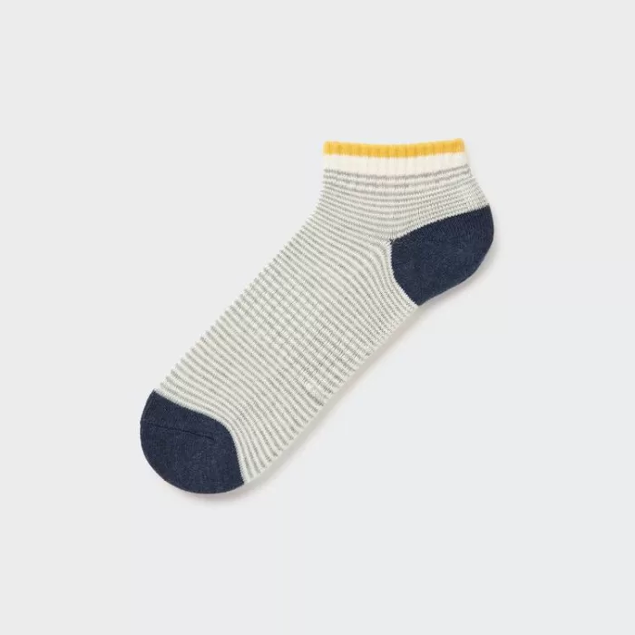 Uniqlo Pile Striped Short Socks Men Grey