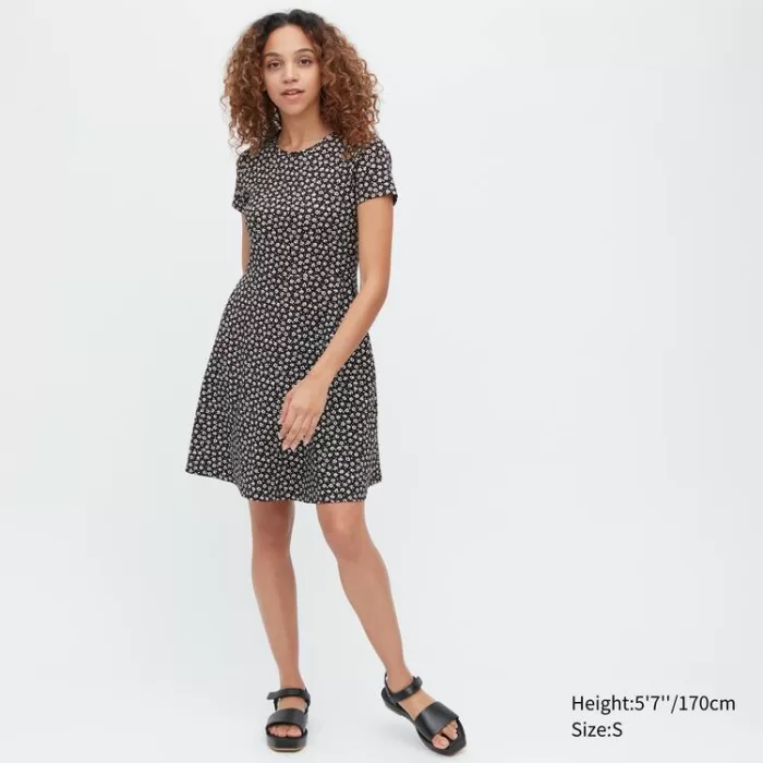 Uniqlo Printed Short Sleeved Flared Dress Women Black