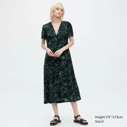 Uniqlo Printed V Neck Flared Short Sleeved Dress Women Black