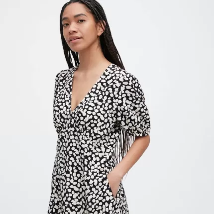 Uniqlo Printed V Neck Short Sleeved Mini Dress Women White Black