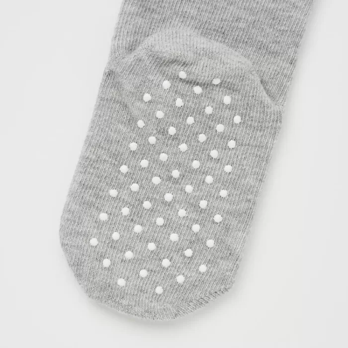 Uniqlo Regular Socks (Two Pairs) Baby Grey White