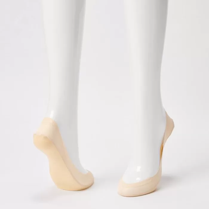 Uniqlo Sheer Invisible No-show Socks (Three Pairs) Woman Beige