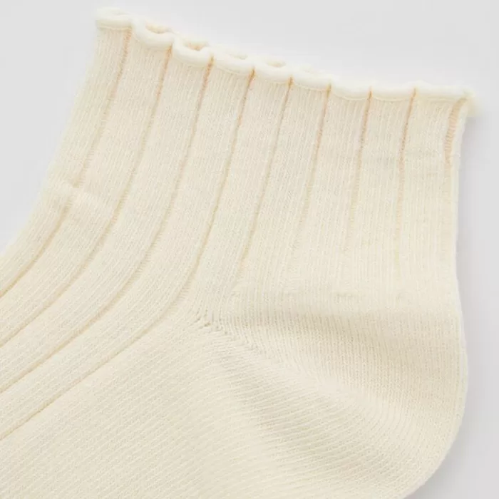 Uniqlo Short Socks (Three Pairs) Kids Beige Red Black