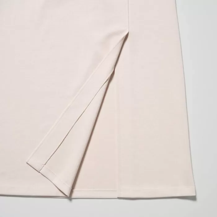 Uniqlo Stretch Double Faced Split Hem Women’s Skirt Beige