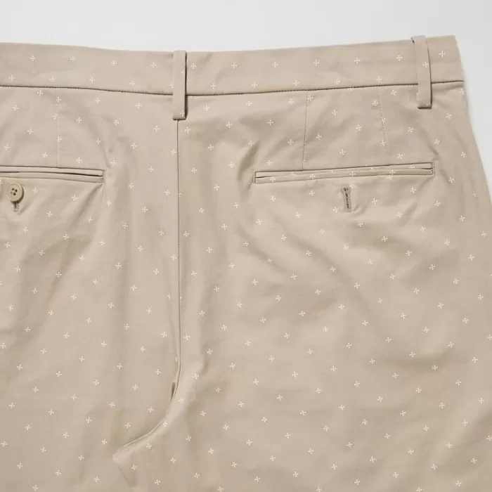 Uniqlo Stretch Slim Fit Shorts Men Beige