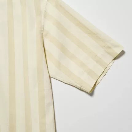 Uniqlo U Seersucker Casual Striped Short Sleeved Men’s Shirts Cream