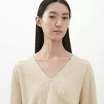 Uniqlo UV Neck Women’s Knitwear Beige