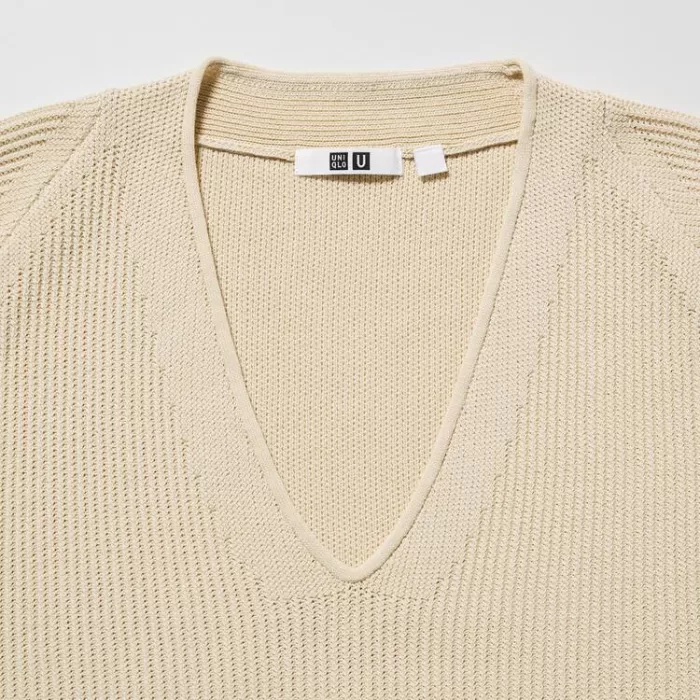 Uniqlo UV Neck Women’s Knitwear Beige