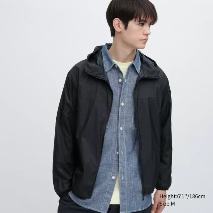 Uniqlo UV Protection Pocketable Men’s Anorak Black