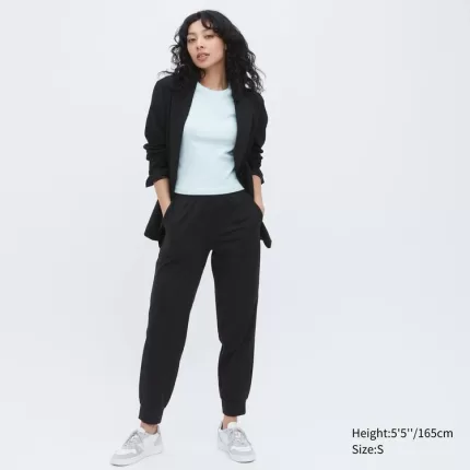 Uniqlo Ultra Stretch Airism Women’s Jogger Pants Black