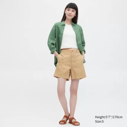 Uniqlo Women’s Chino Shorts Beige